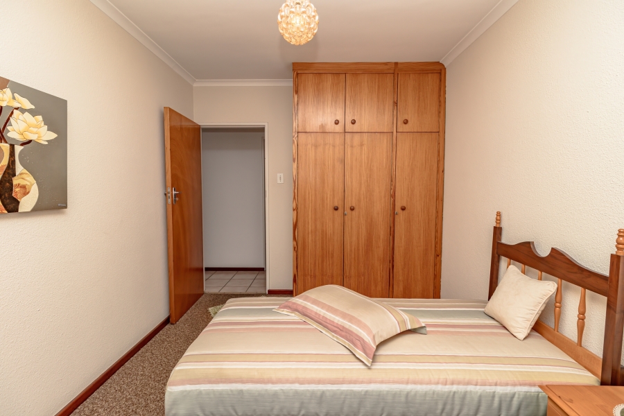 4 Bedroom Property for Sale in Goodwood Park Western Cape